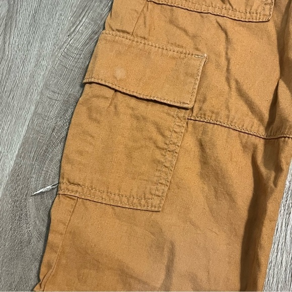 Kid's Gap Mustard Yellow Cargo Style Jogger Pants - Picture 3 of 7